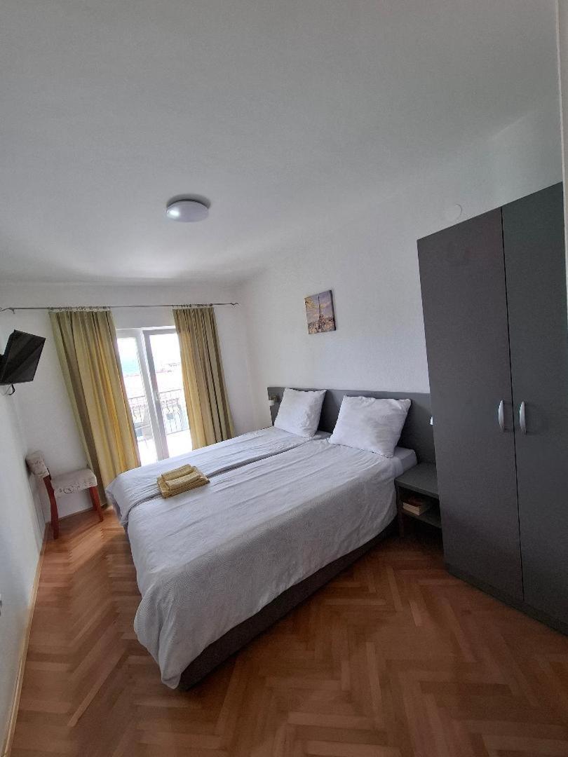 Apartments & Rooms Leon Neum Exterior foto